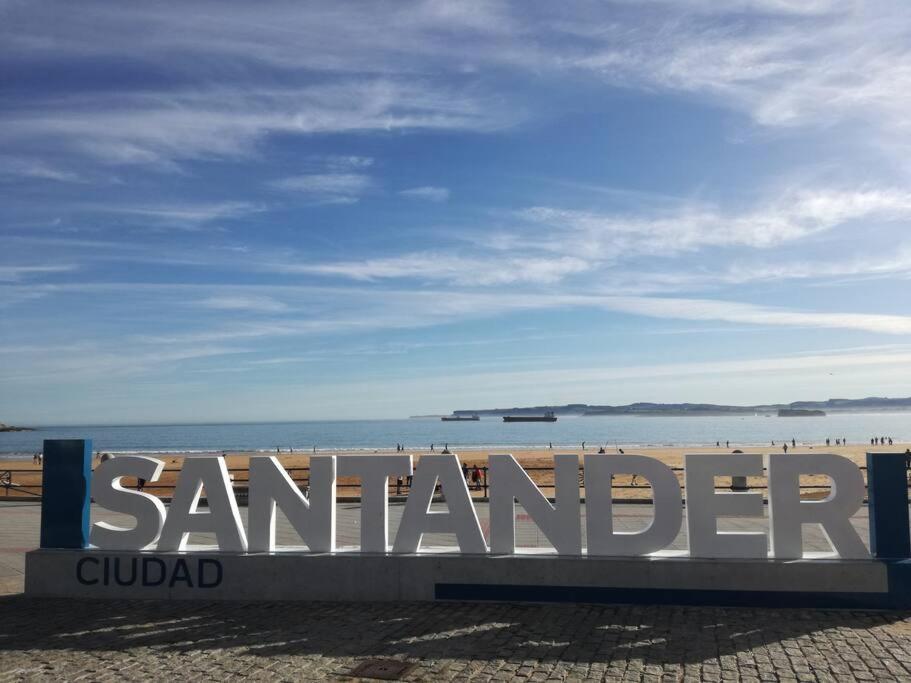 Soleado Apartamento Con Garaje Santander Exterior foto